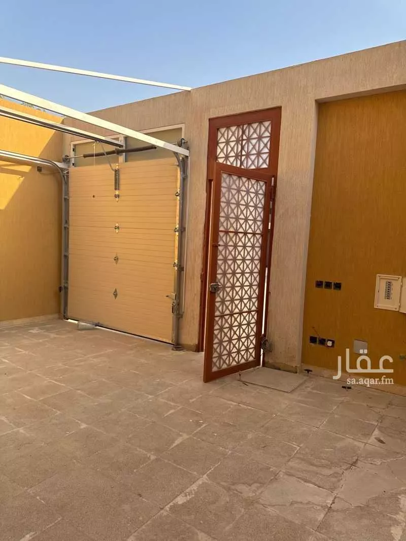 فيلا 7 غرف في النرجس 4