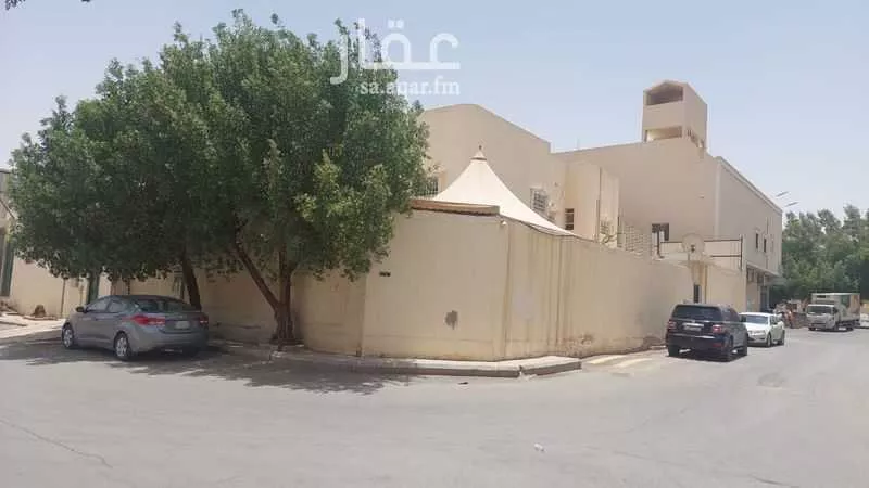 فيلا 15 غرف في العريجاء الغربية 1