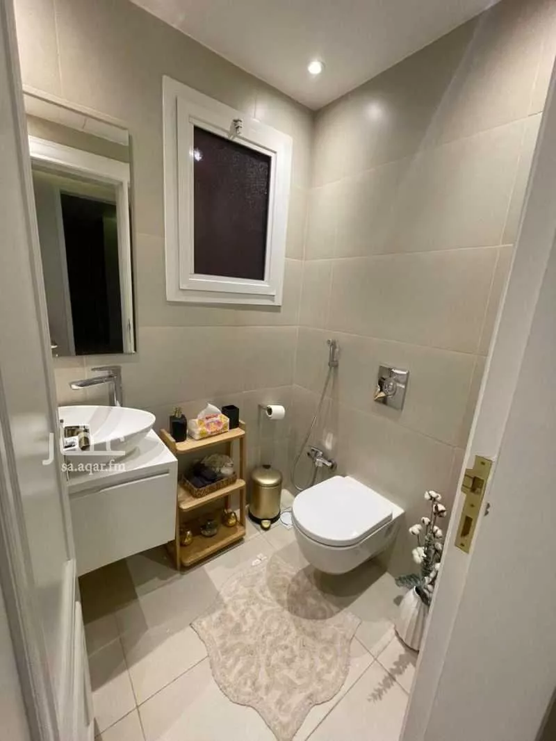 4 bedroom apartment in Al Qairawan, Riyadh 4
