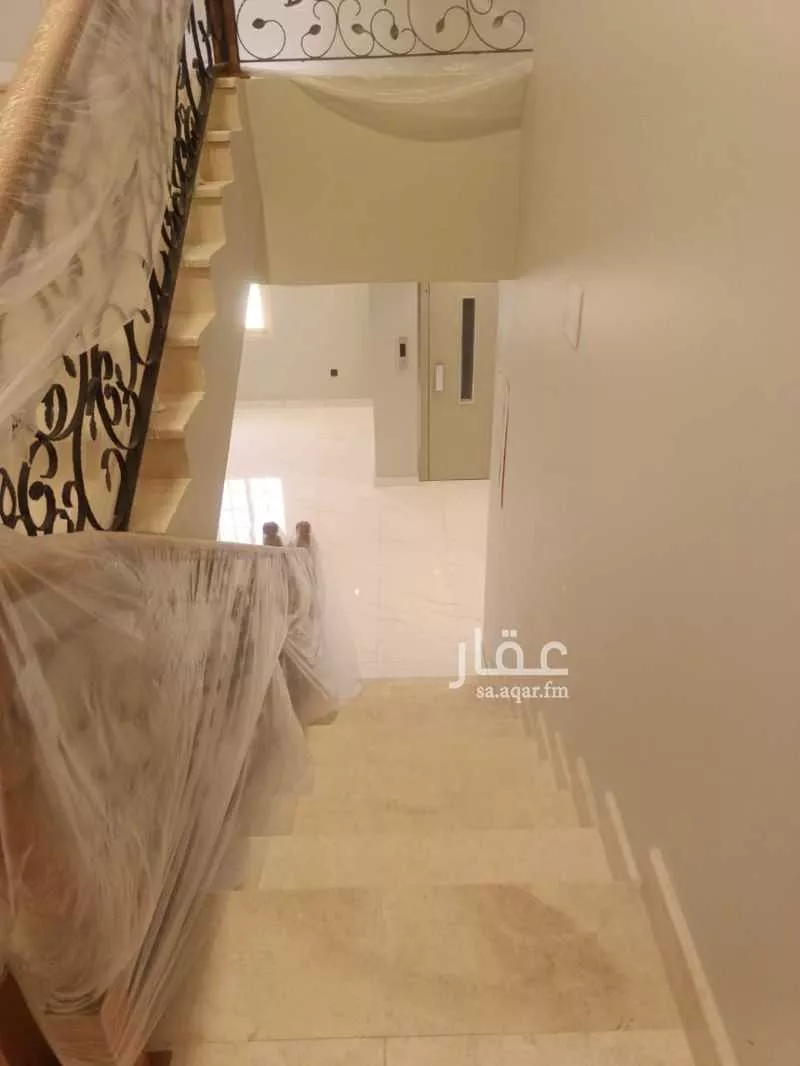 فيلا 5 غرف في الياقوت 2