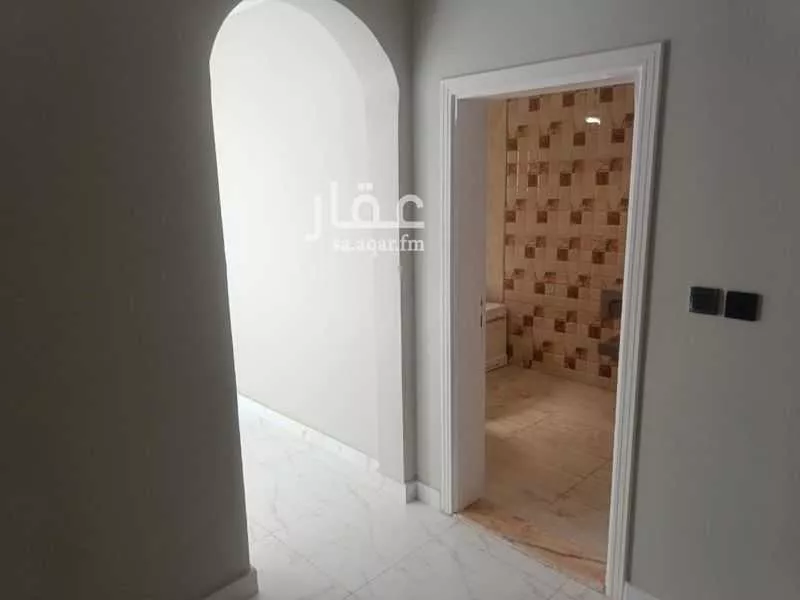 فيلا 5 غرف في الياقوت 1