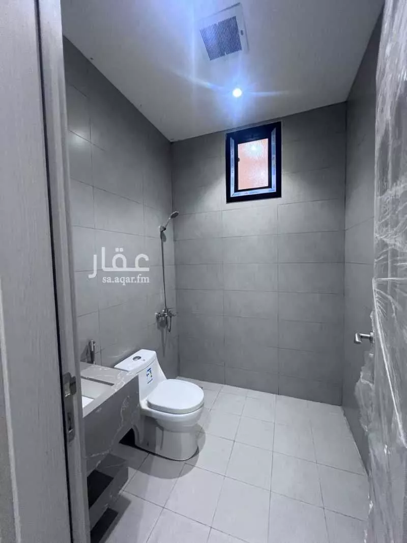 دور 3 غرف في العارض 2