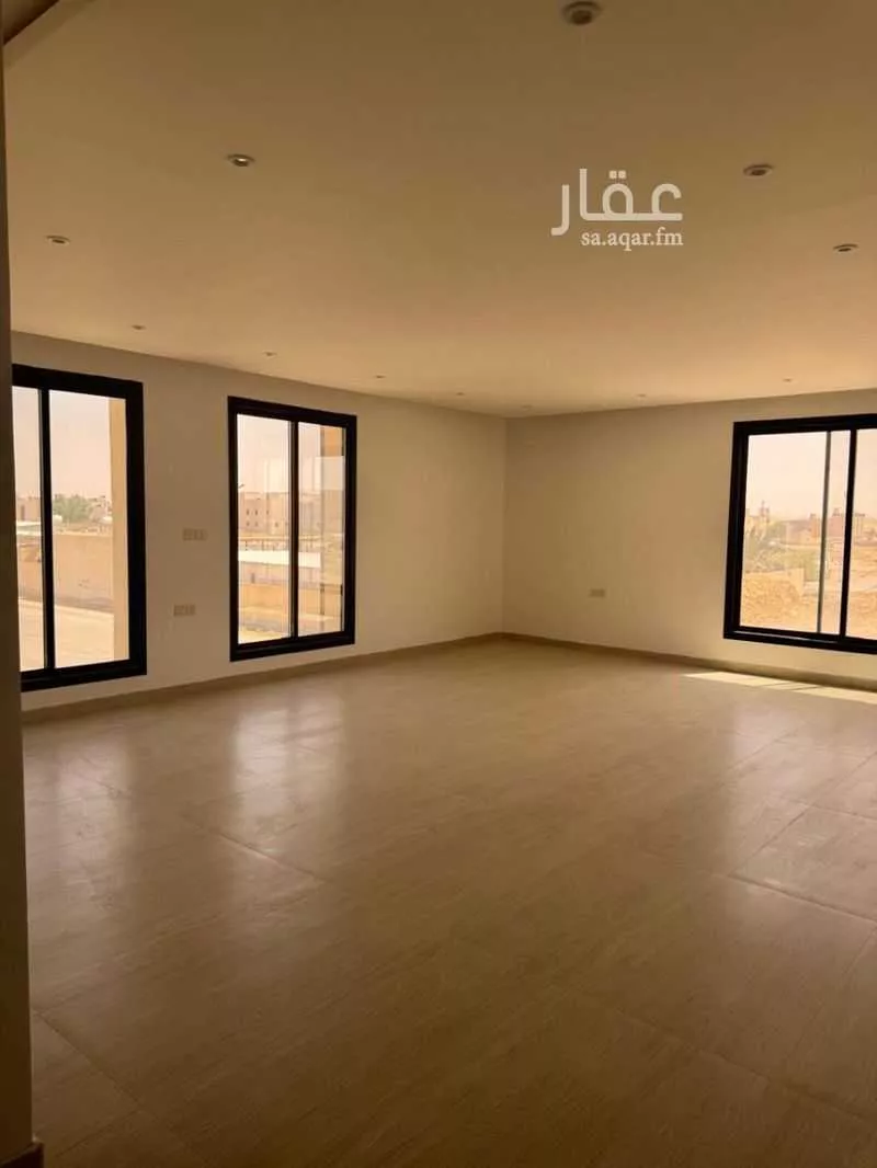 دور 3 غرف في العارض 2