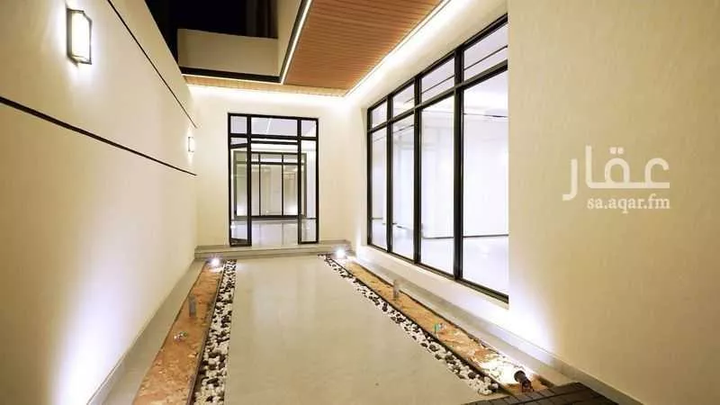 فيلا 4 غرف في العارض 2