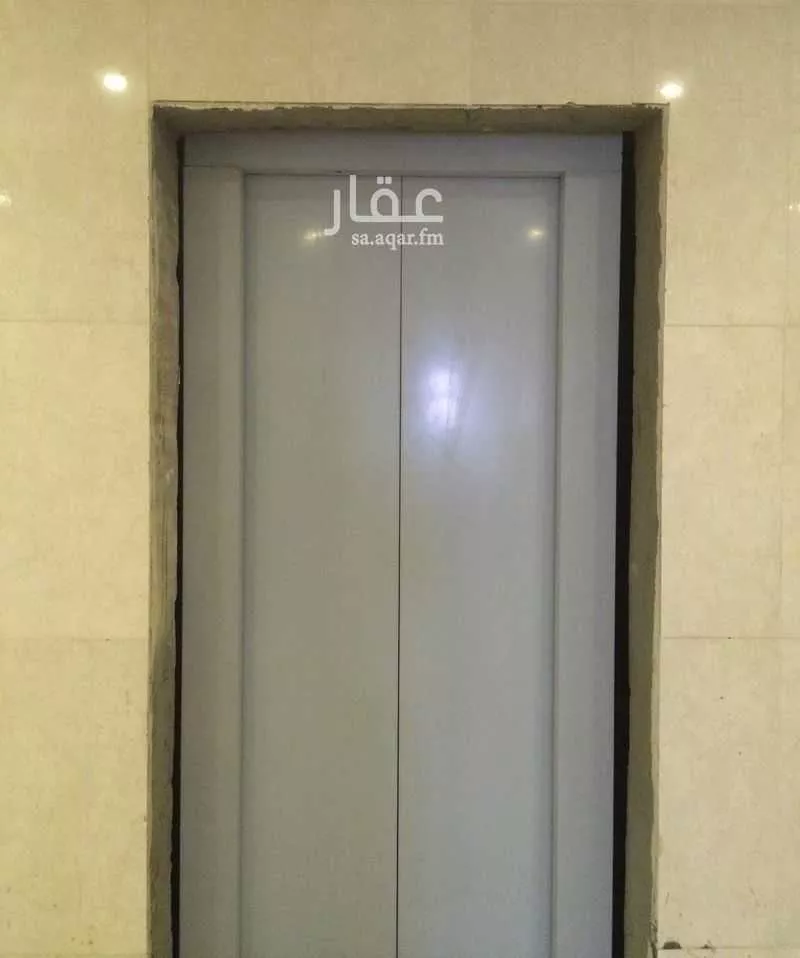 شقة 1 غرف في الحمرا 4