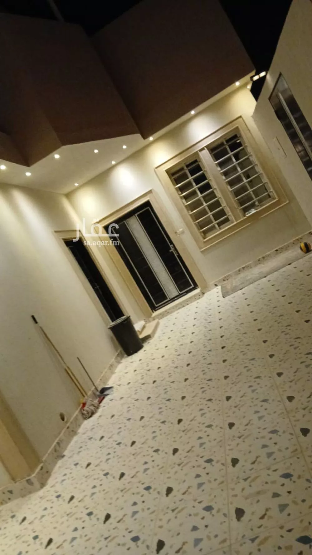 فيلا 4 غرف في بنبان 5