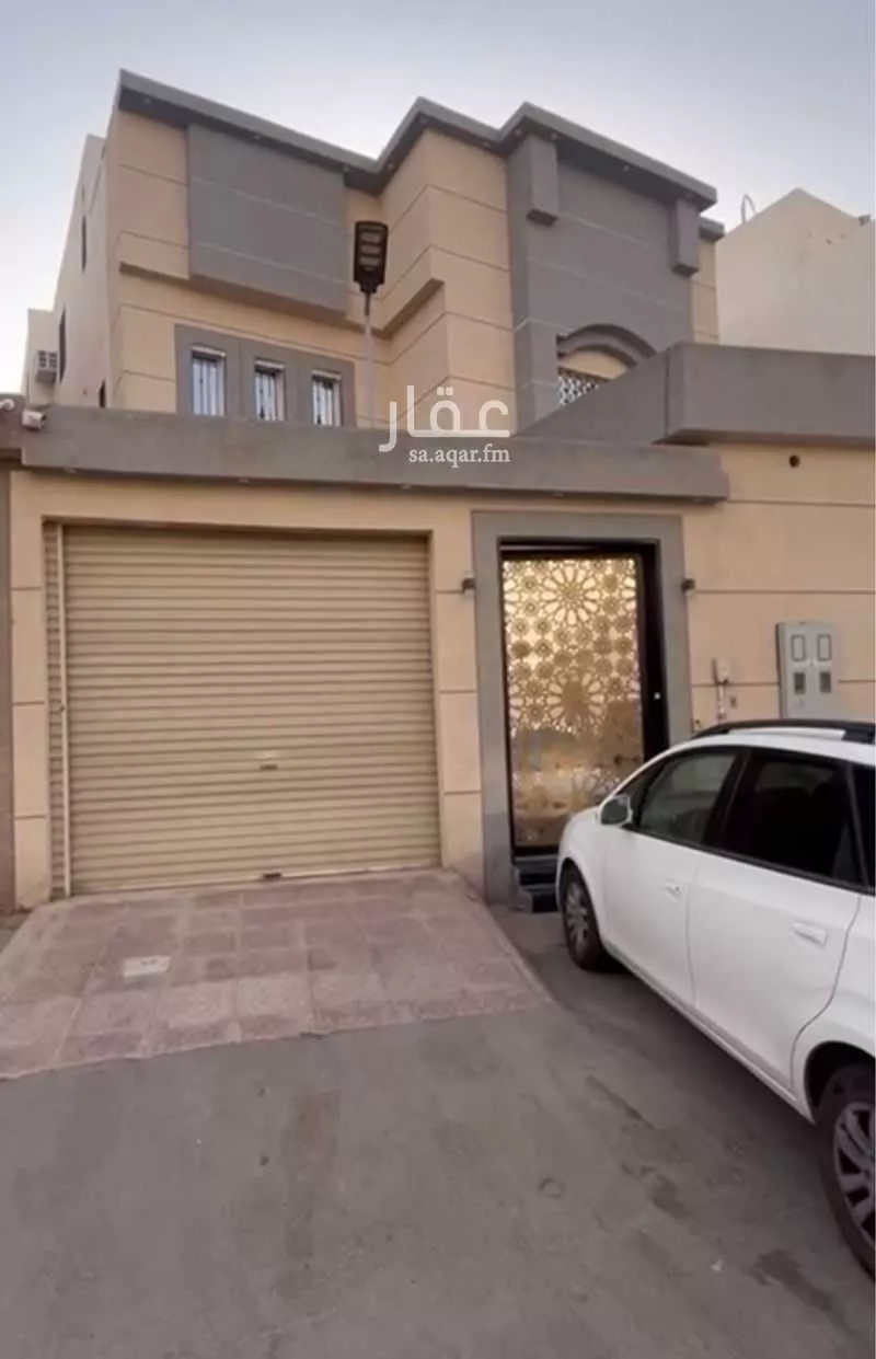 4 bedroom villa in Al Rimal 5