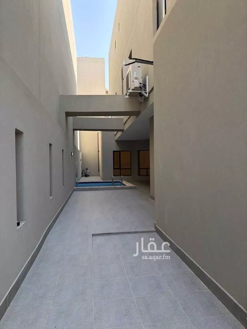 فيلا 6 غرف في الزمرد 3