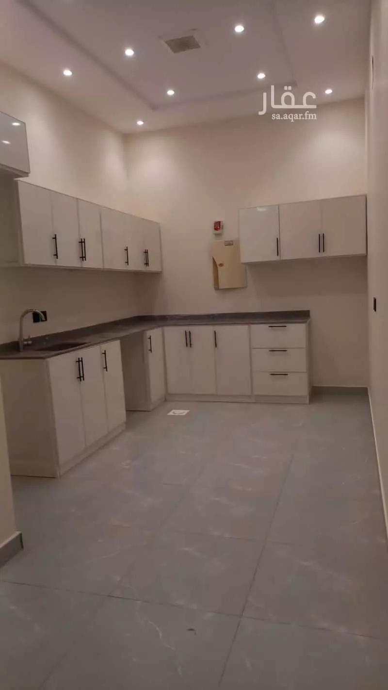 2 bedroom apartment in Ad Dhubbat 1