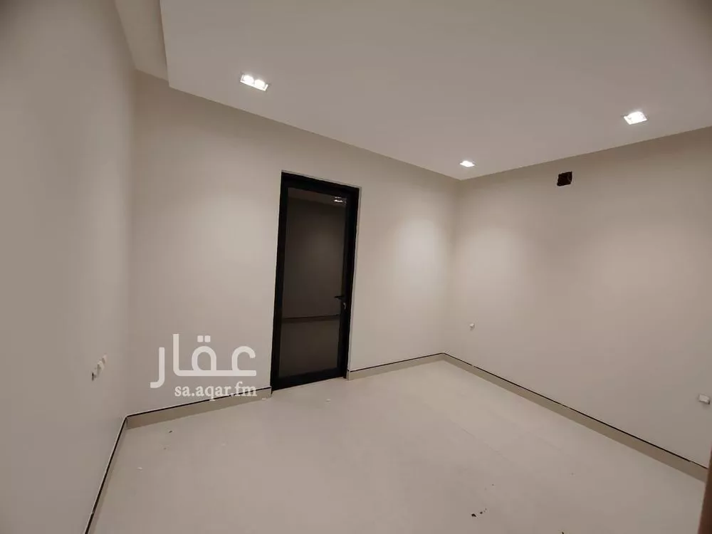 فيلا 5 غرف في الرمال 3