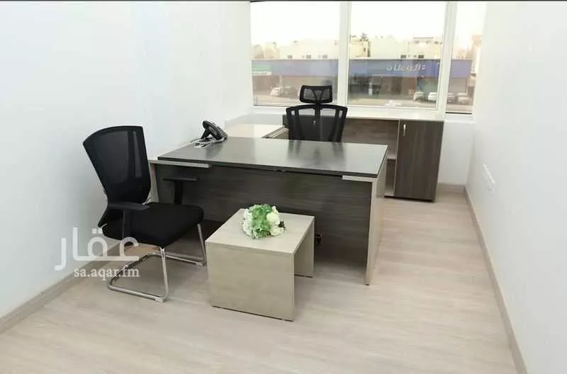 مكتب 533 م² في المرسلات 4