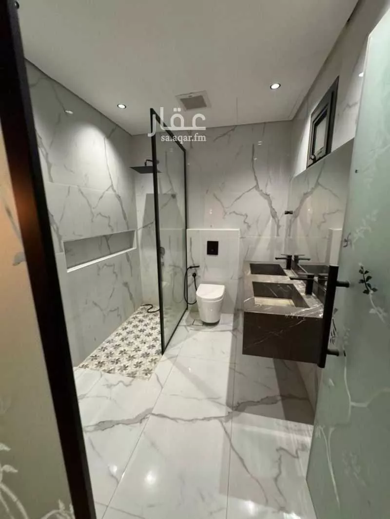 شقة 3 غرف في الملقا 4