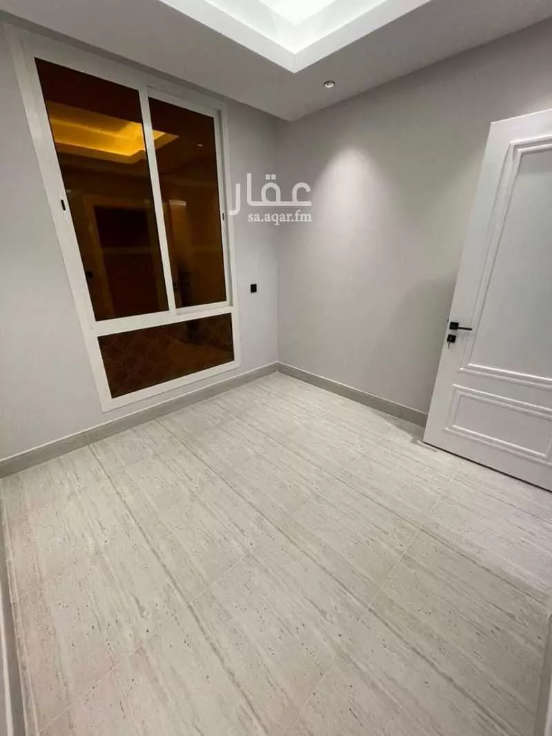 4 bedroom apartment in King Abdul Aziz, Riyadh 5