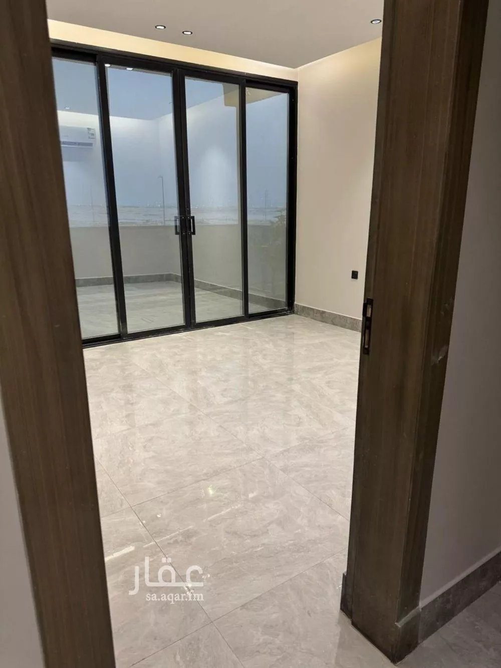 شقة 5 غرف في الشعلة 4