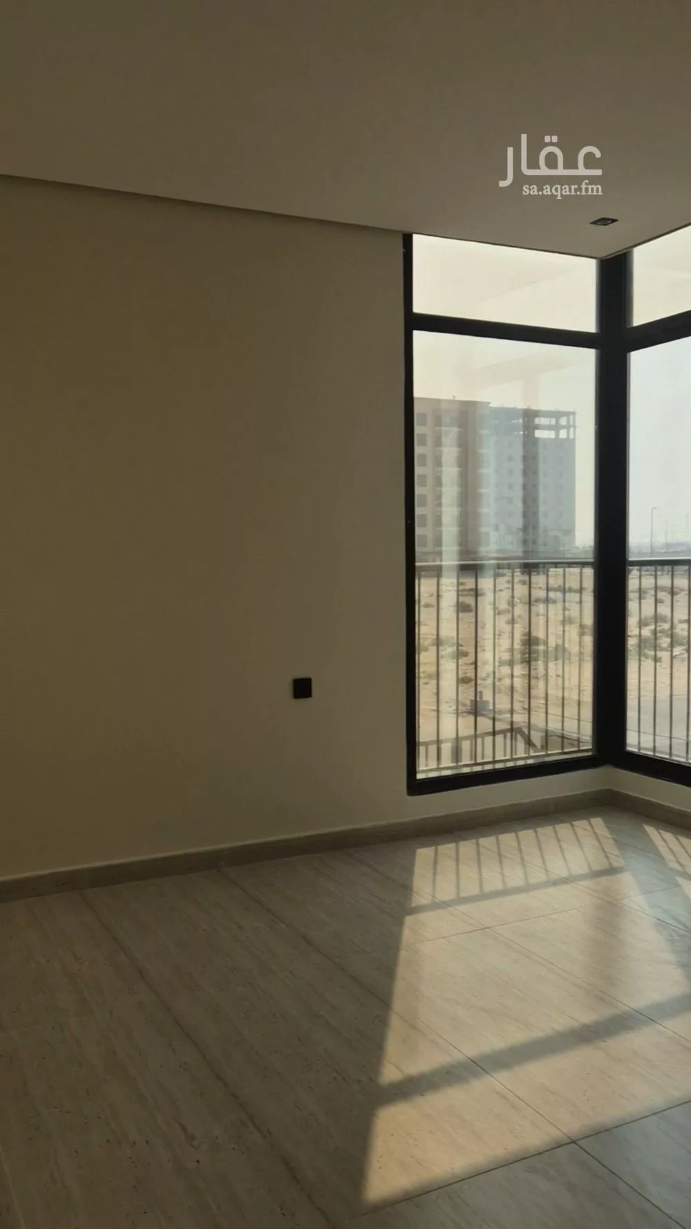 شقة 5 غرف في ضاحية الملك فهد 5