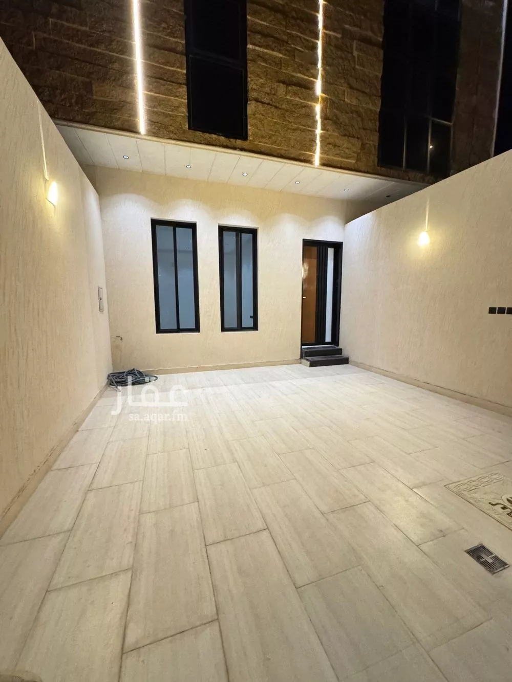 5 bedroom duplex in Al Rimal 4