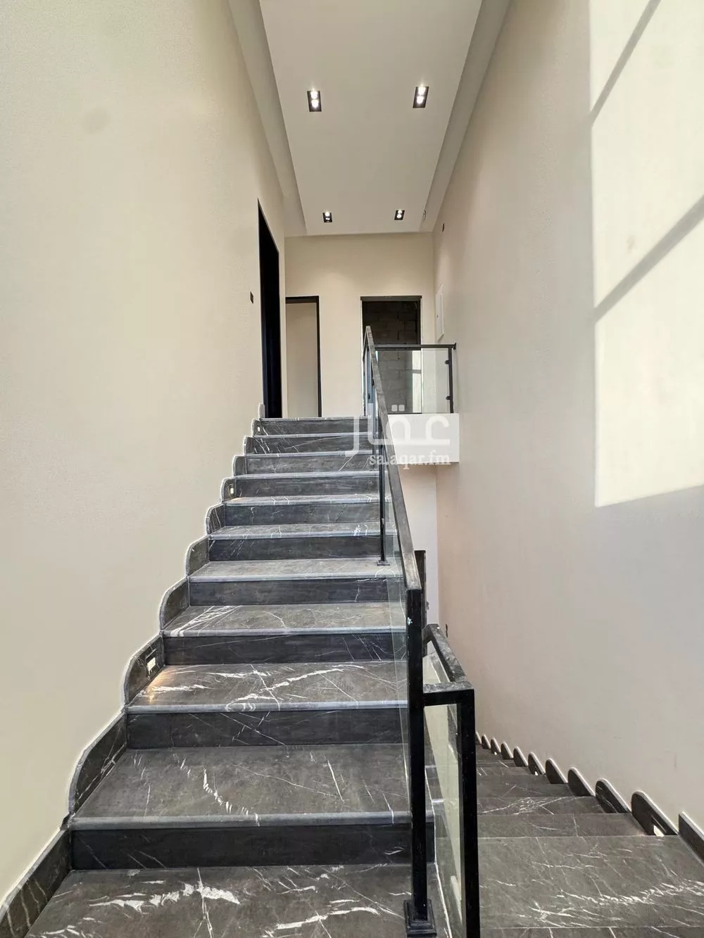 دور 4 غرف في غرناطة 1