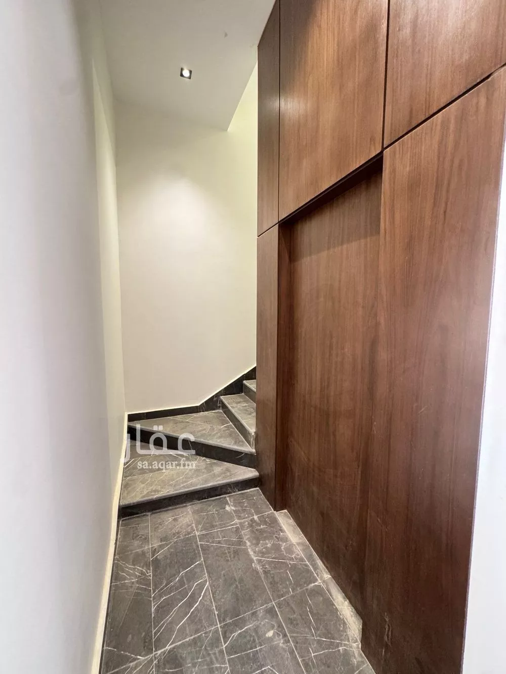 دور 4 غرف في الشرق 3