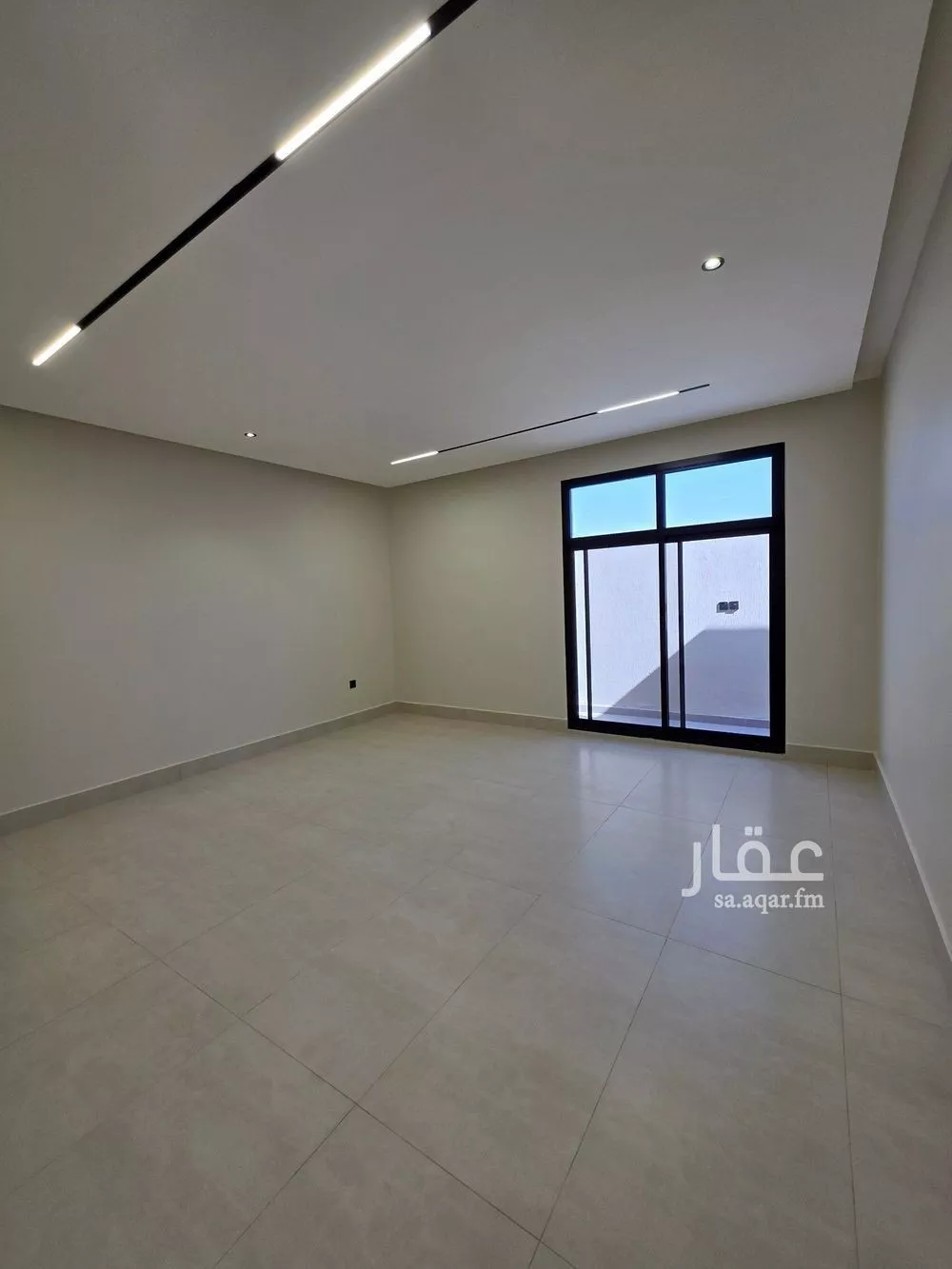 4 bedroom floor in Al Khaleej 4
