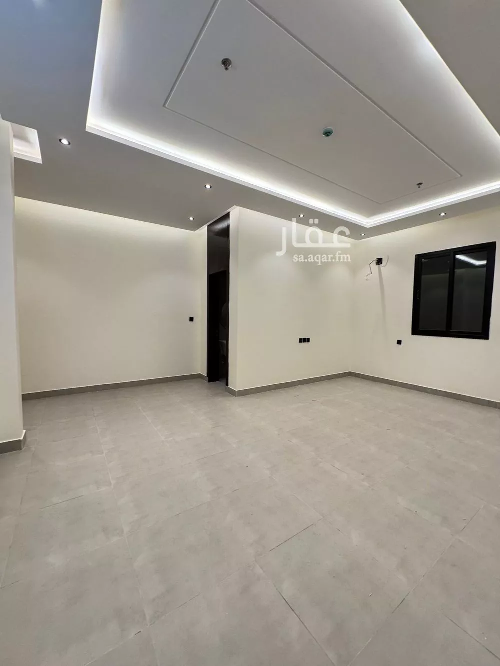 شقة 4 غرف في الرمال 4