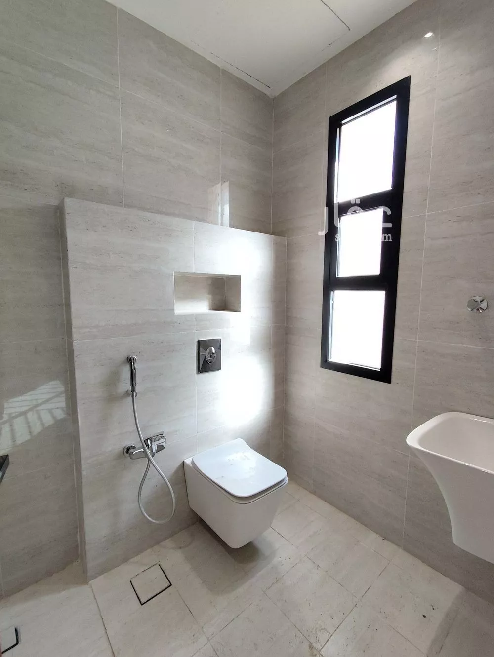 دور 4 غرف في الشرق 3