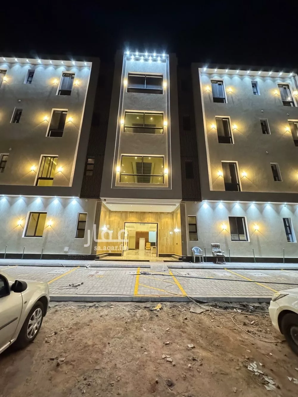 شقة 4 غرف في الرمال 1