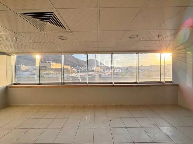 shop in Taibah, Madinah 7