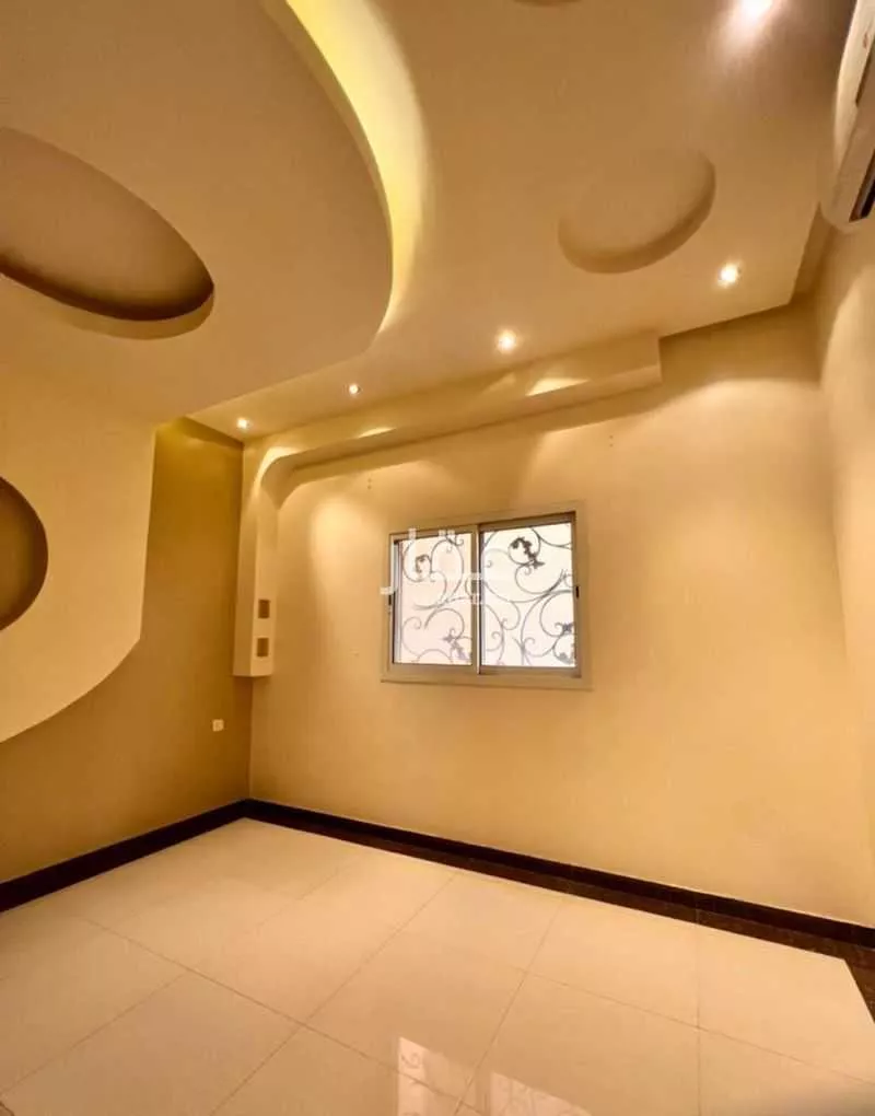 فيلا 9 غرف في الياسمين 3