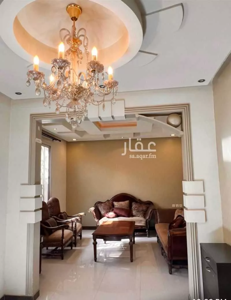 فيلا 9 غرف في الياسمين 5