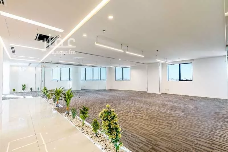 9 bedroom office in Al Faisaliyyah, Jeddah 4
