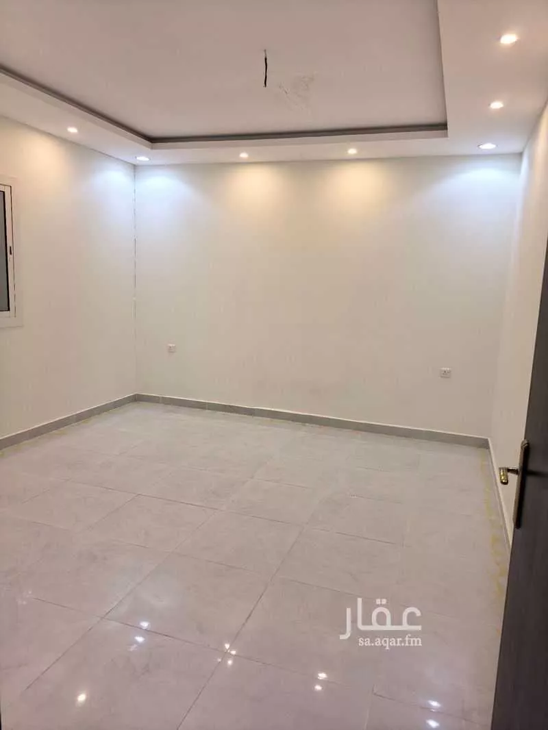 21 bedroom building in King Fahd, Madinah 18