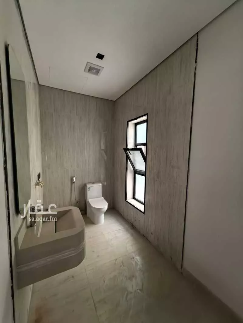 7 bedroom villa in King Fahd 4