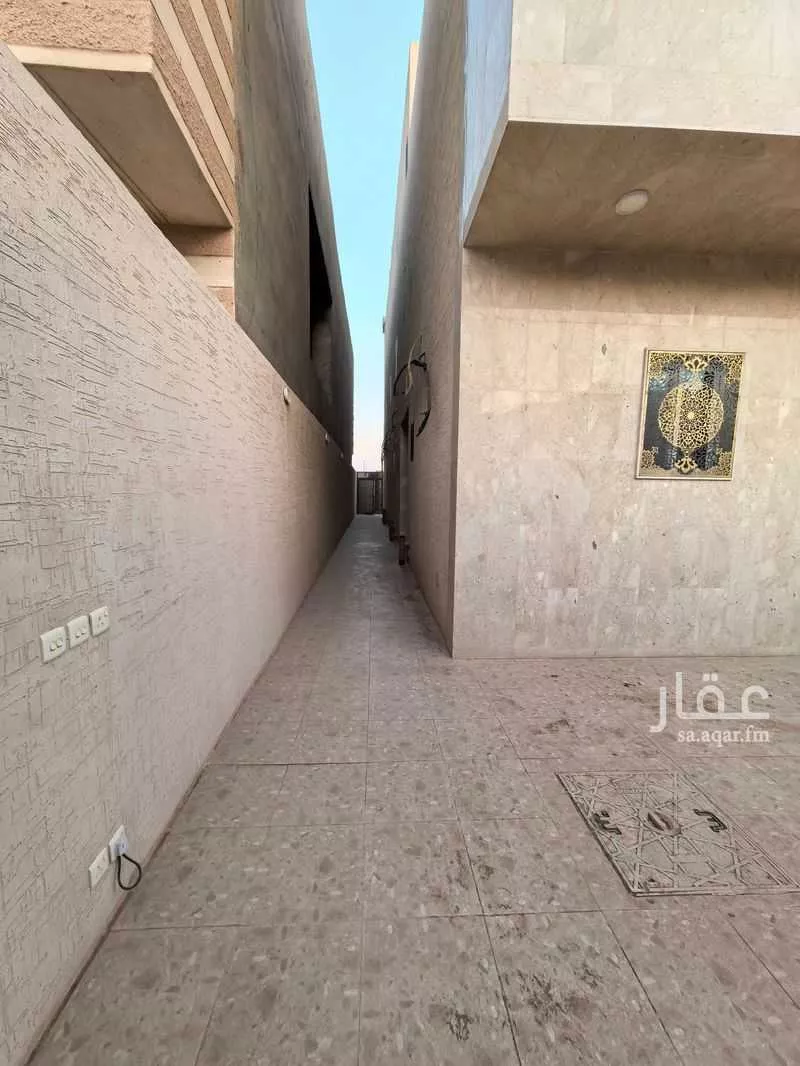 21 bedroom building in King Fahd, Madinah 14