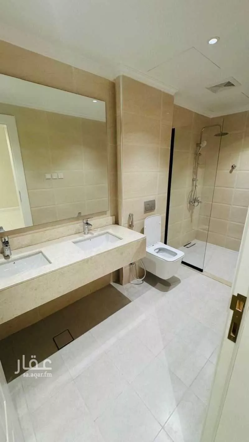 فيلا 5 غرف في المدينة الرياضية 2