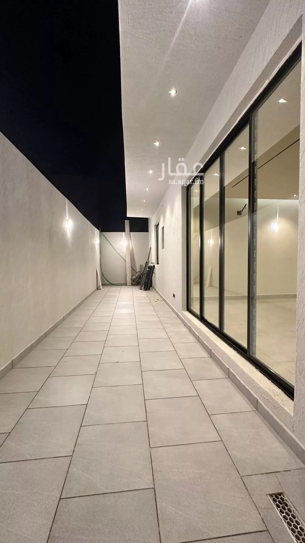 فيلا 10 غرف في العارض 5