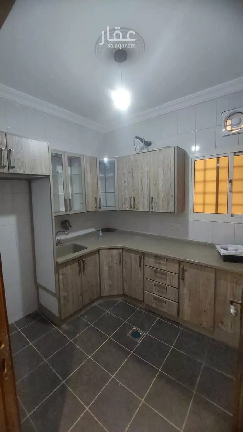 شقة 4 غرف في المروة 2