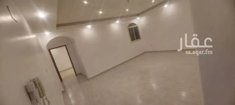 شقة 5 غرف في المروة 4