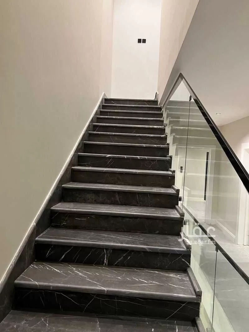 فيلا 6 غرف في الرمال 3