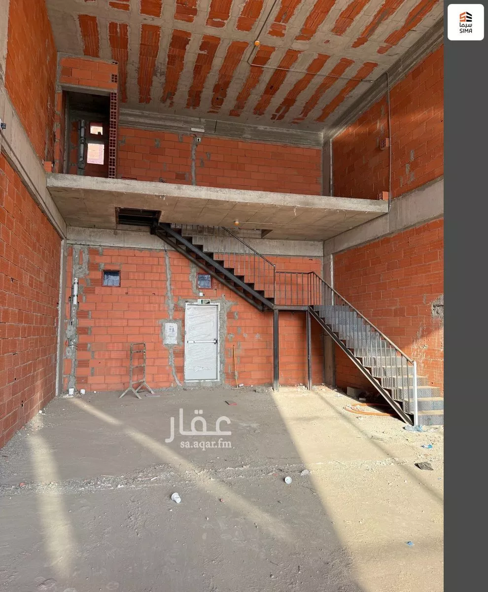 محل 150 م² في الصالحية 1