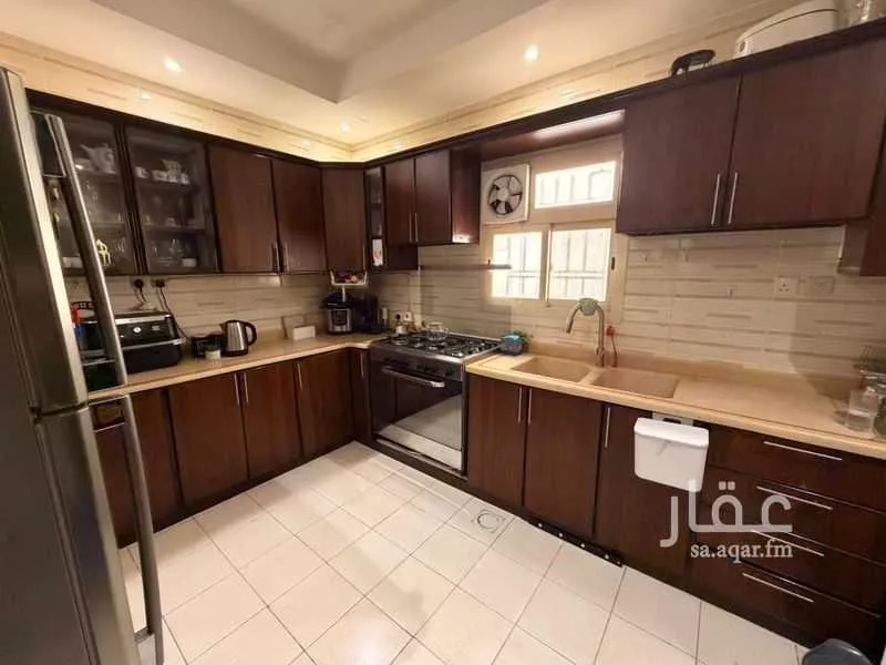 دور 4 غرف في الملقا 2