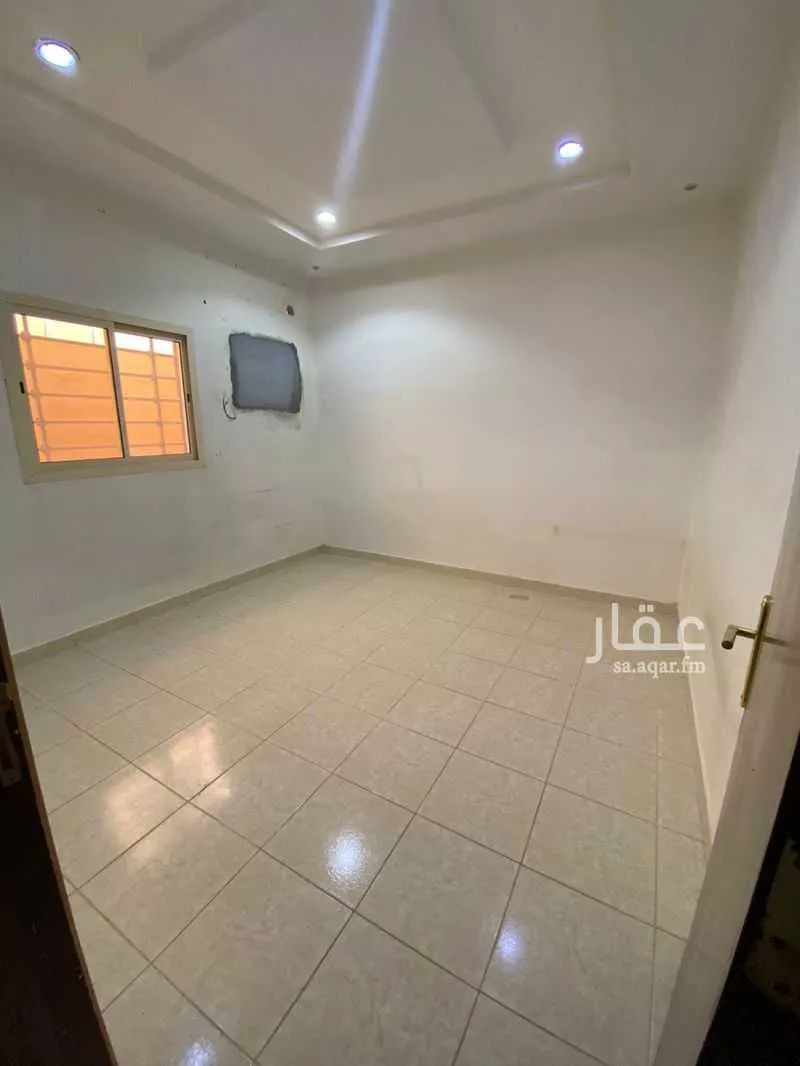 شقة 12 غرف في السعادة 3