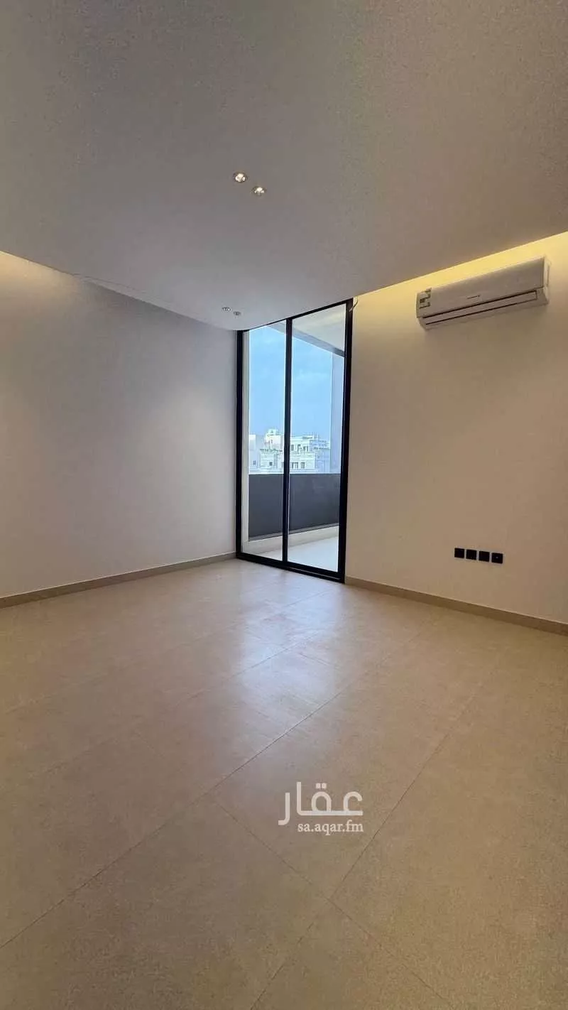 3 bedroom floor in Al Aridh 2