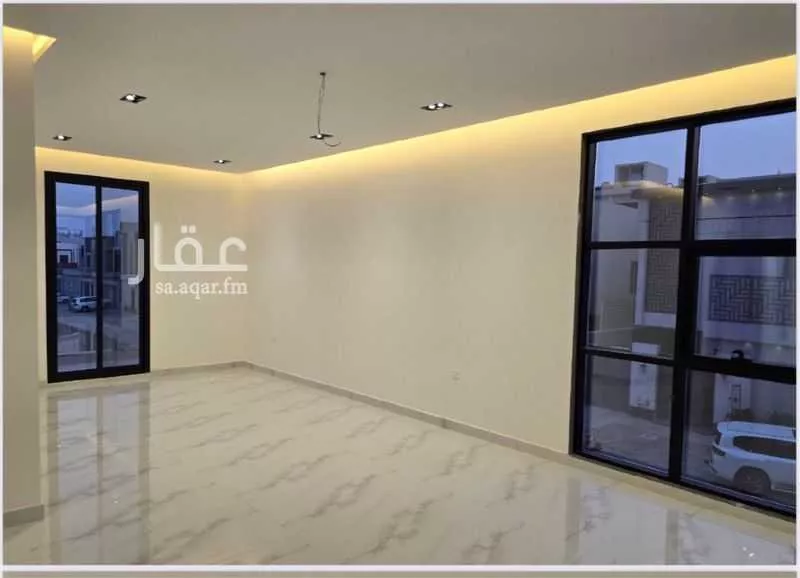 شقة 6 غرف في المونسية 3