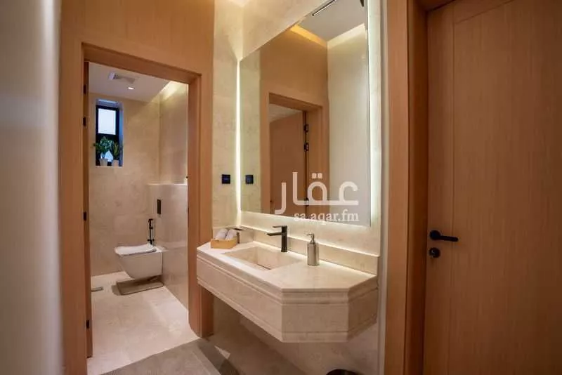 5 bedroom apartment in Al Khalidiyyah 3
