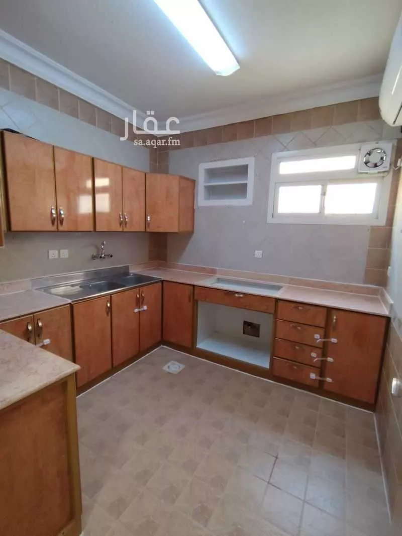 4 bedroom apartment in Al Salam, Riyadh 8
