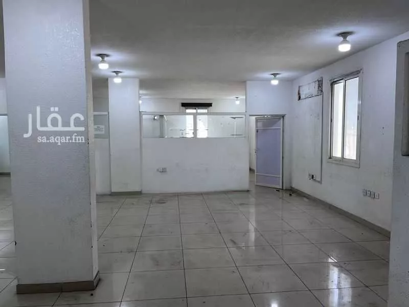 4 bedroom office in Al Khalidiyah Ash Shamaliyah, Eastern Province 7