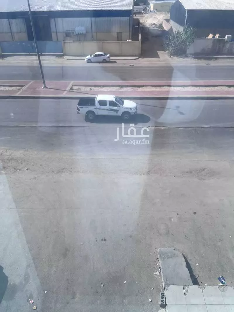 4 bedroom office in Al Khalidiyah Ash Shamaliyah, Eastern Province 9