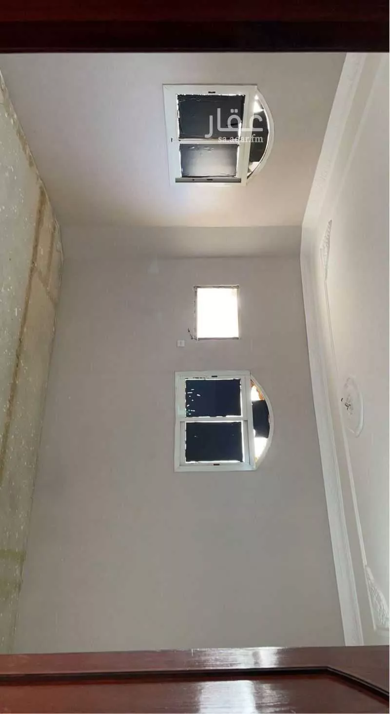 5 bedroom floor in Dirab 4