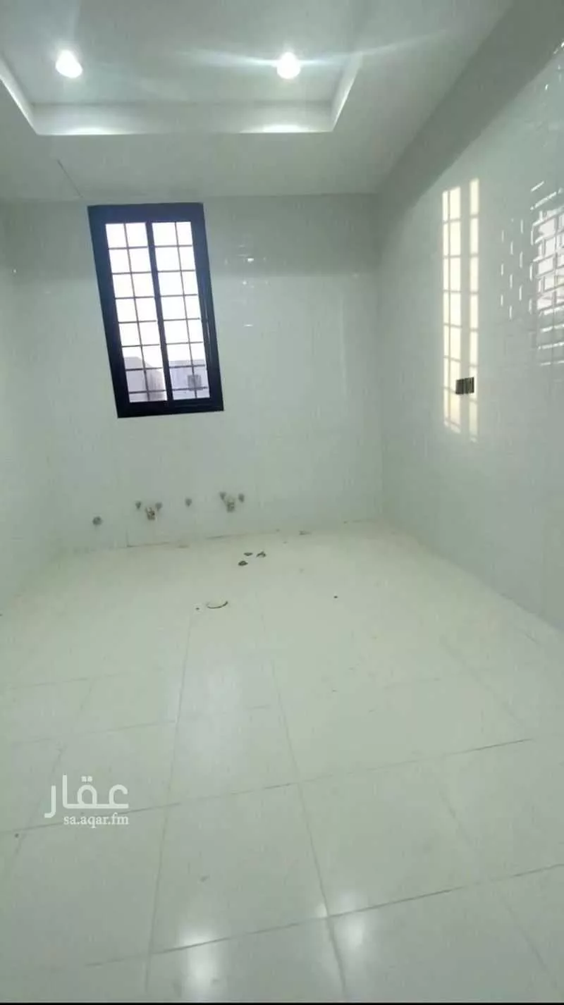 4 bedroom floor in Okaz 2