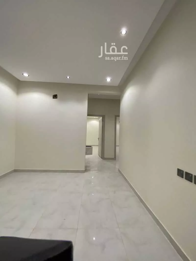 فيلا 4 غرف في عكاظ 3